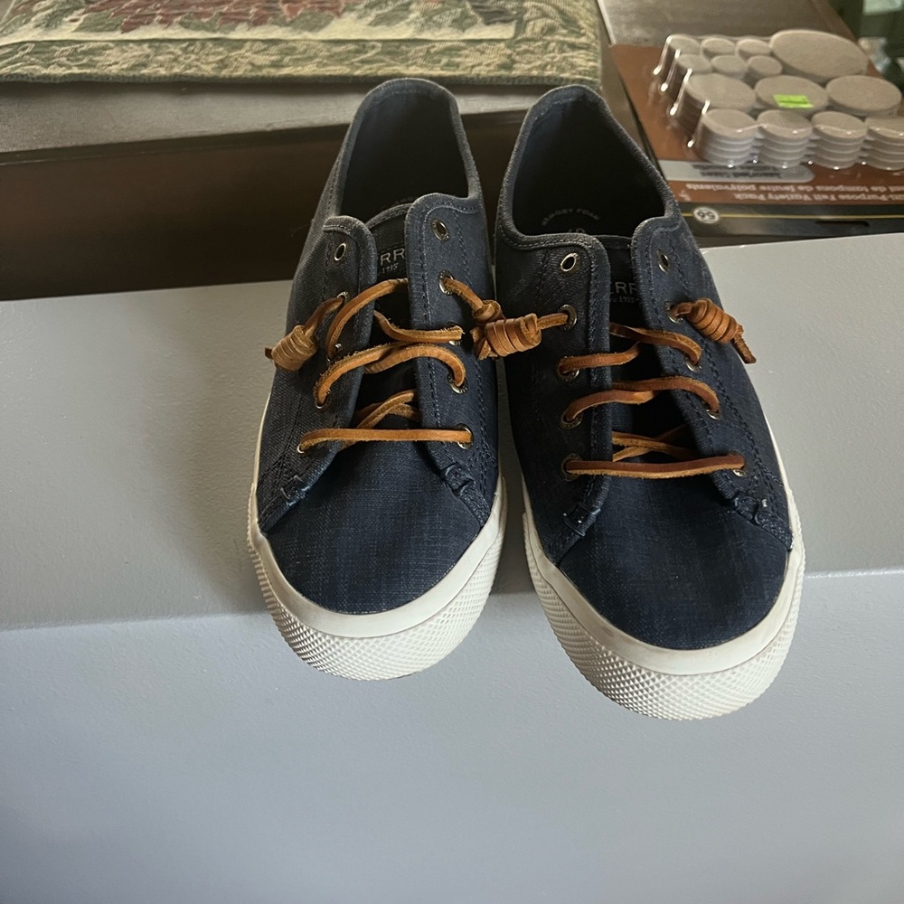 Ladies canvas slip on sneakers Sherry